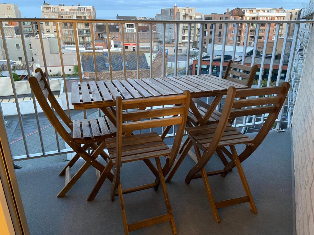 Vakantieappartement Oostende Met Priveparking Exterior foto
