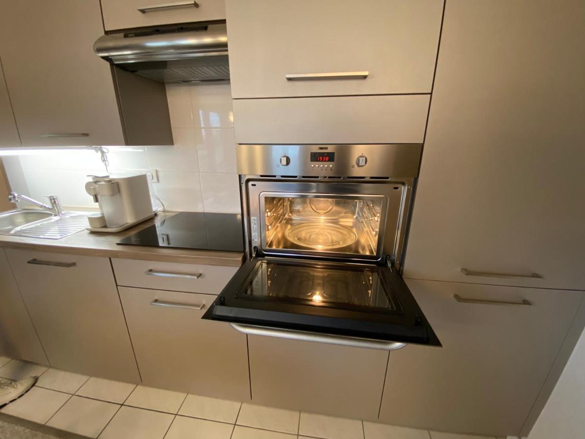 Vakantieappartement Oostende Met Priveparking Exterior foto